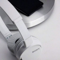 Auriculares Sony MDRZX110APW con Micrófono Jack 3.5 brancos